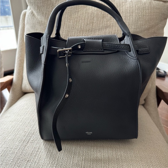 Celine bag in dark grey. - Picture 3 of 11